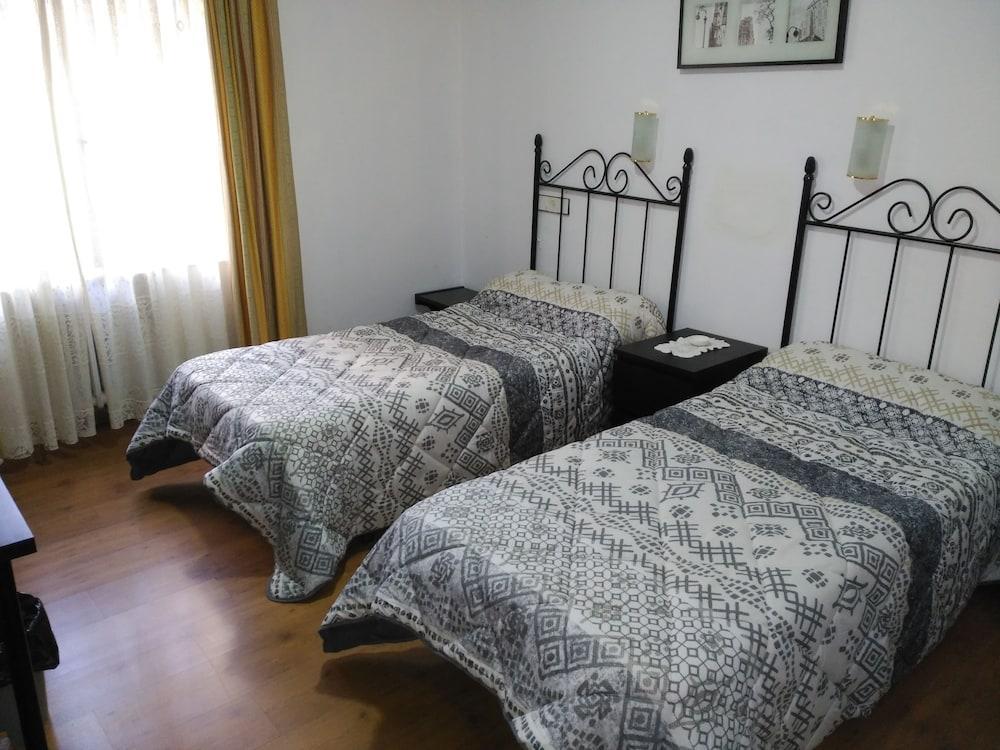 Hotel Vaqueros Ланґрео Екстер'єр фото