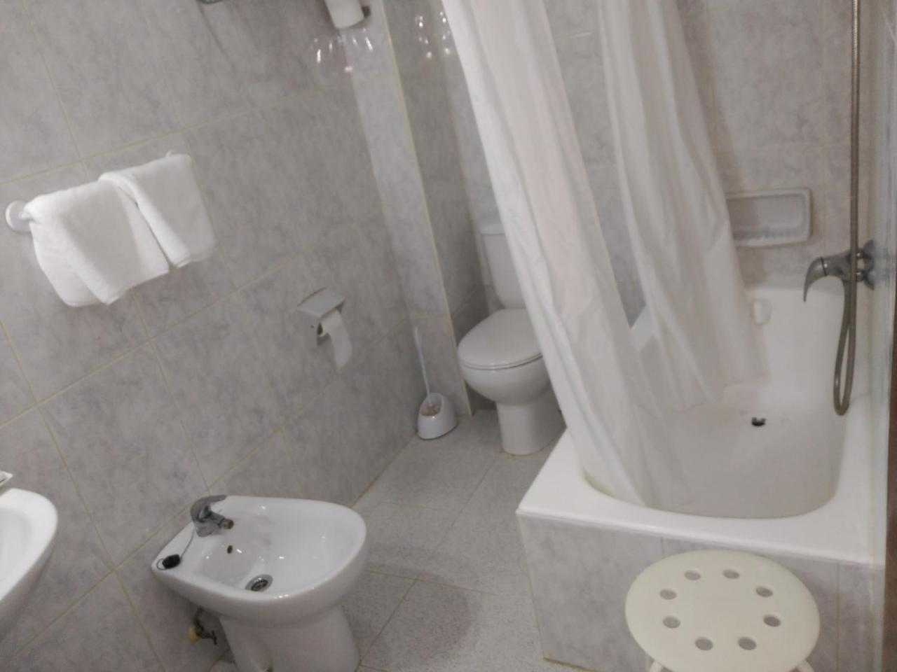 Hotel Vaqueros Ланґрео Екстер'єр фото