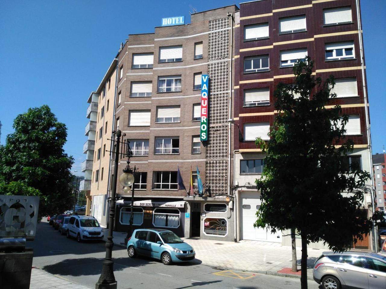 Hotel Vaqueros Ланґрео Екстер'єр фото