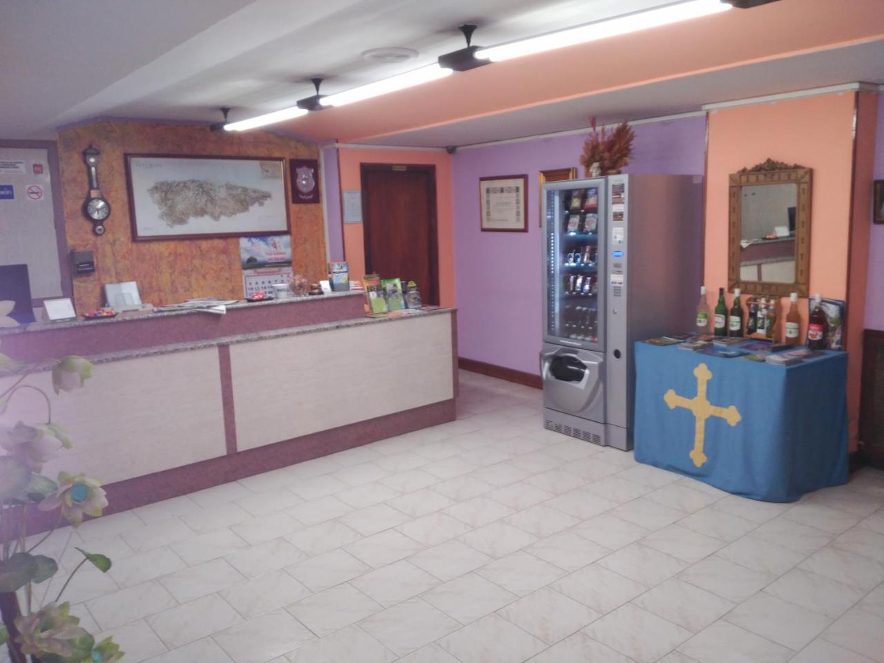 Hotel Vaqueros Ланґрео Екстер'єр фото